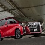 Toyota-Alphard-Hybrid-S2