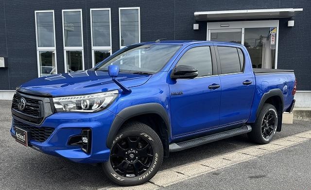 TokyoCarZ- Toyota Hilux 2020 for sale