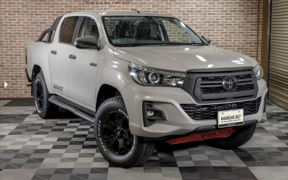 TokyoCarZ - 2018 Toyota Hilux Double Cab for sale