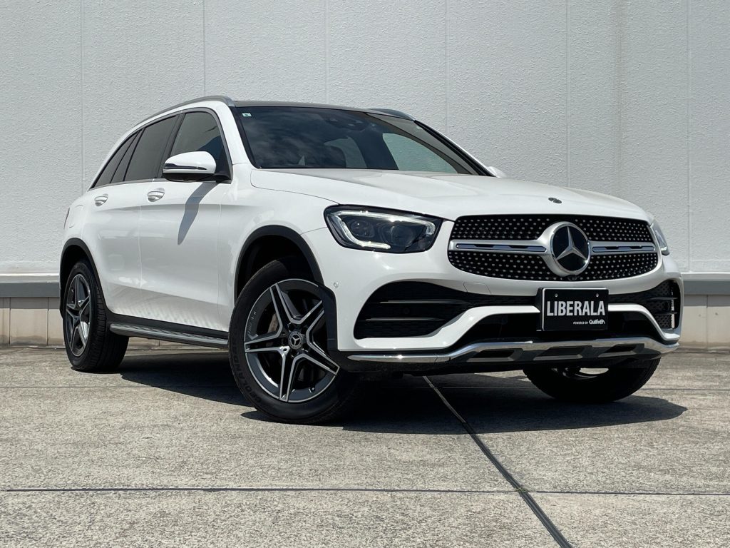 TokyoCarZ - White Mercedes-Benz GLC 220 d 4MATIC AMG Line Diesel Turbo 4WD Panoramic Roof for sale