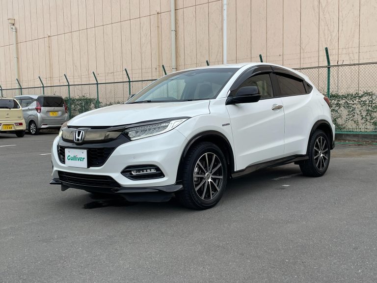 Import Honda Vezel from Japan to Kenya (Price, review & Specs) TokyoCarZ - Pearl white 2020 Honda Vezel RS 1.5 Hybrid RS Honda Sensing for sale left view