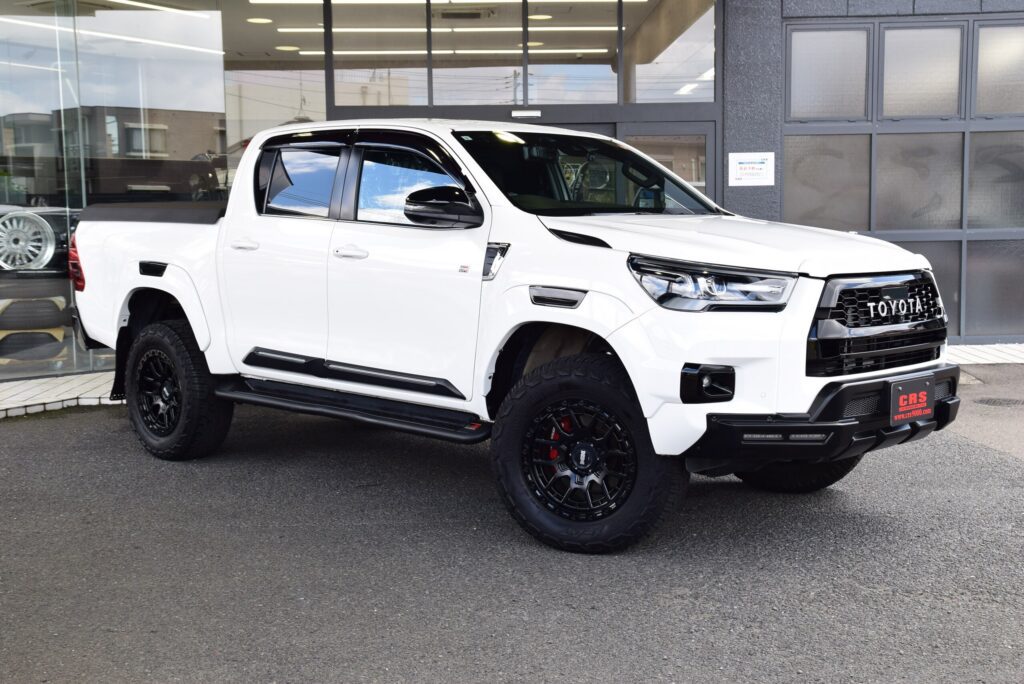TokyoCarZ - Super white 2020 Toyota Hilux 2.4 Z GR Sport Diesel Turbo 4WD for sale