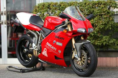 Ducati 996