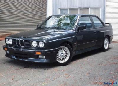 BMW M3 E30.