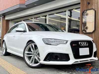 Audi RS4 Avant 4.0 4WD